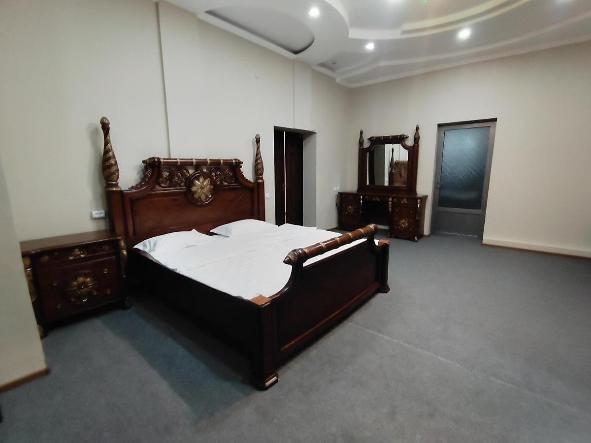Hide Hotel