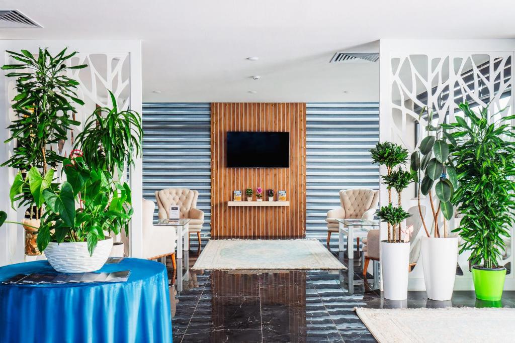 Rich Park Hotel