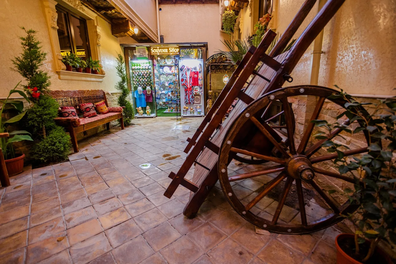 Gur Emir Palace boutique hotel