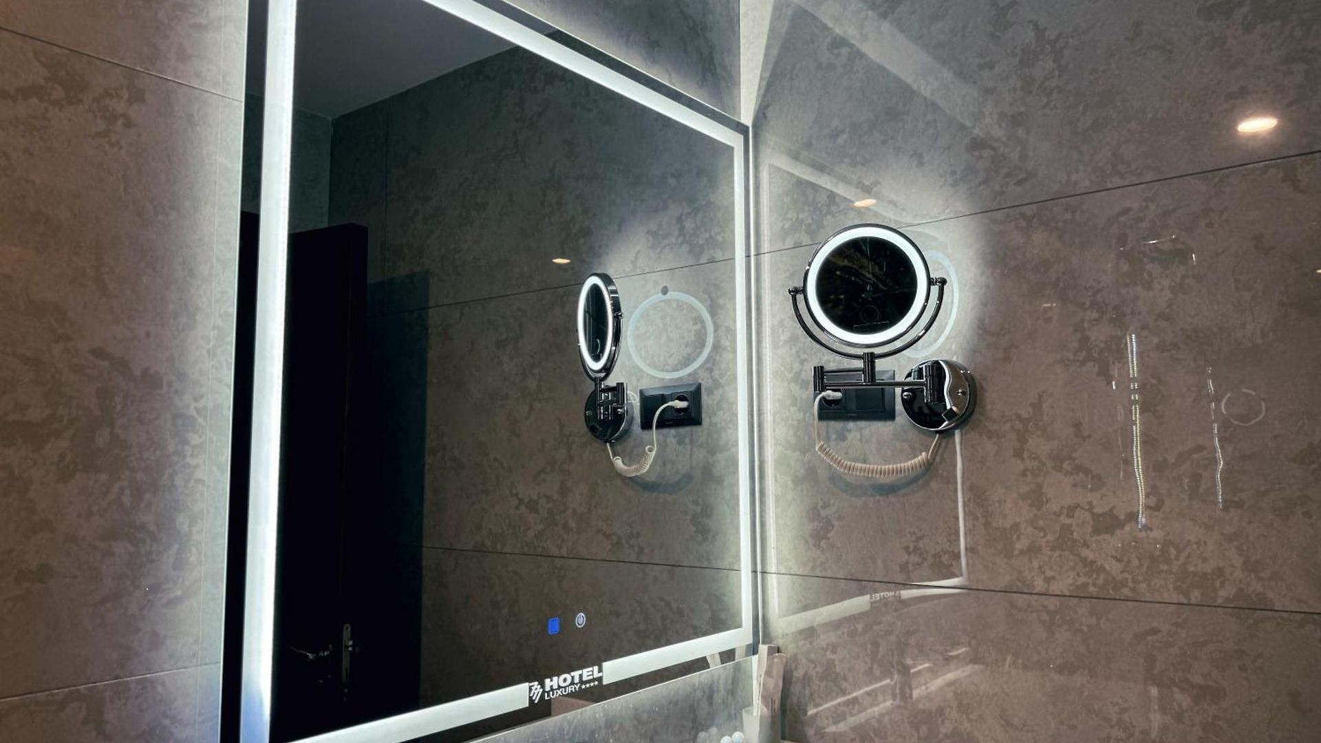 Ziyorat Luxury
