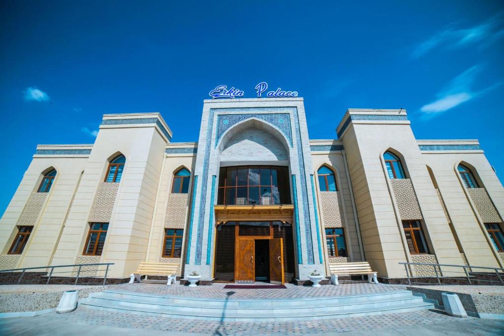 Hotel Erkin Palace