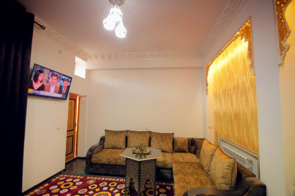 Mukhlisabegim Hotel