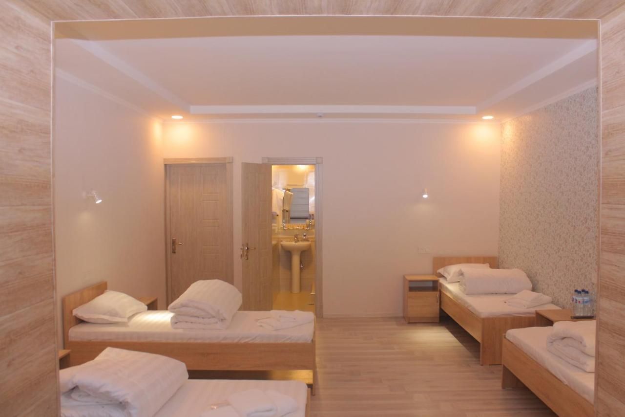 Azmir Hotel