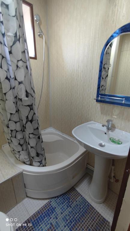 Umid Hostel
