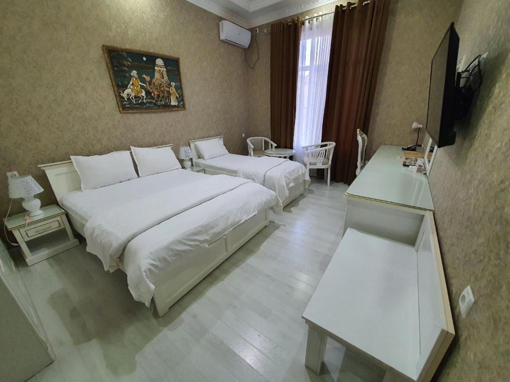 Ideal Hotel