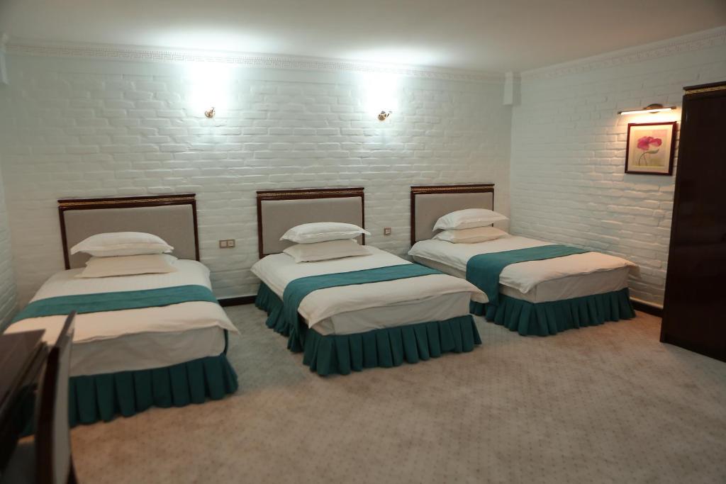 Za'faron Hotel Jizzakh
