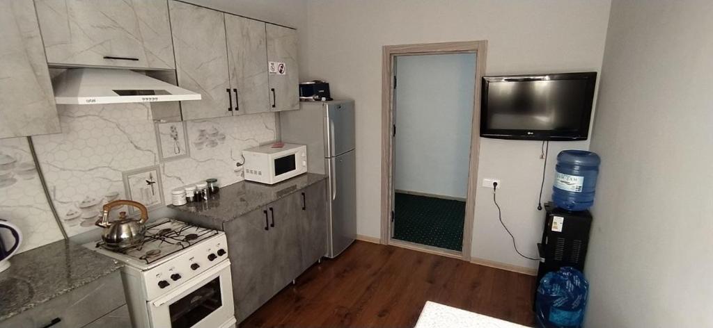 HOSTEL CHINOR
