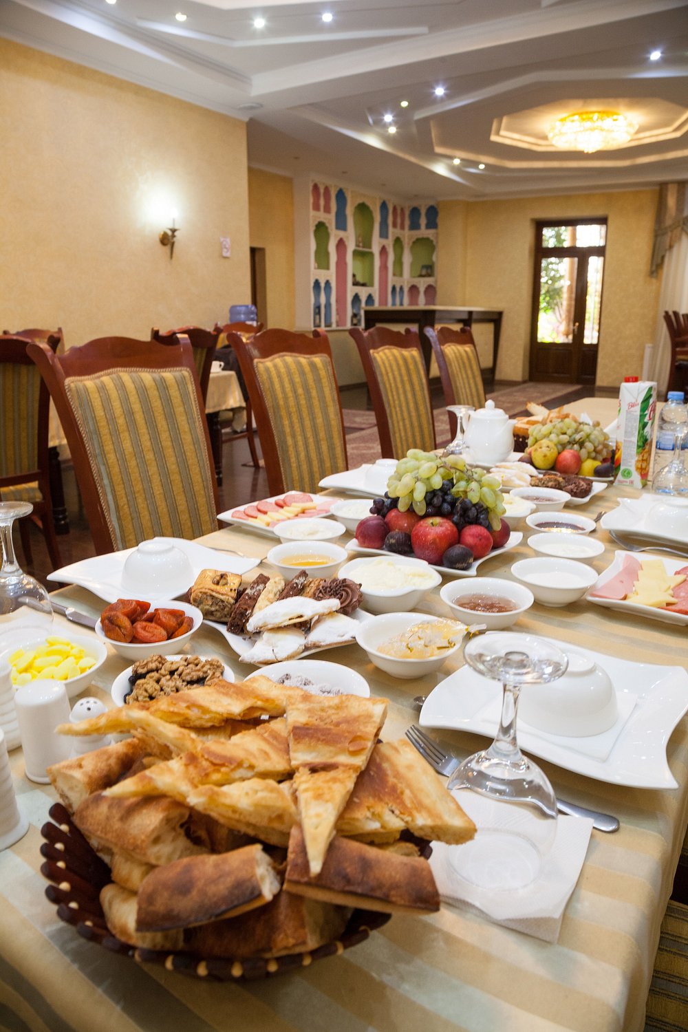 Avicenna Hotel