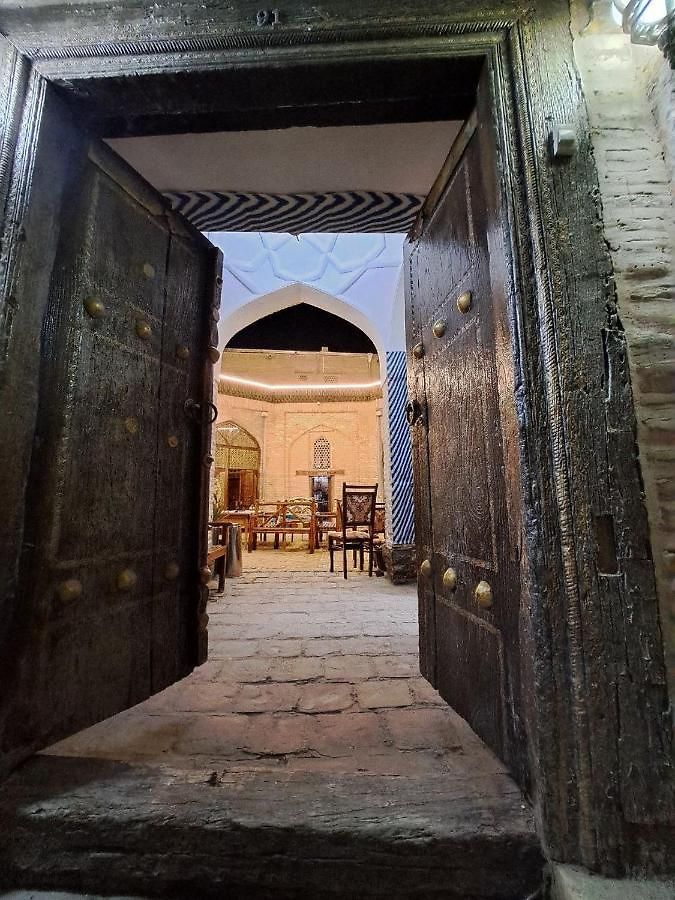HALAL Mekhtar Ambar