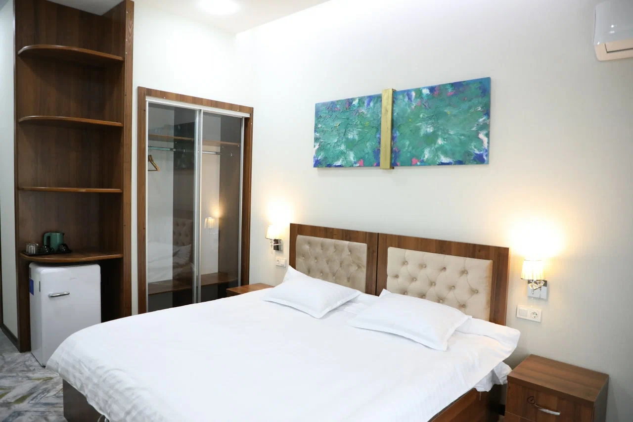 Macan Terrace Hotel
