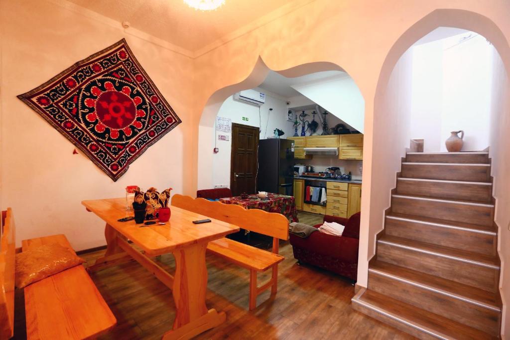 Amir Hostel