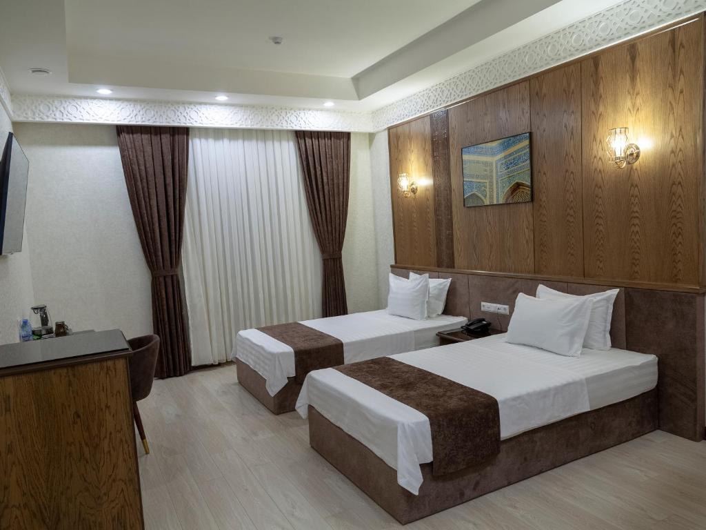 Paradise Plaza Luxury Hotel