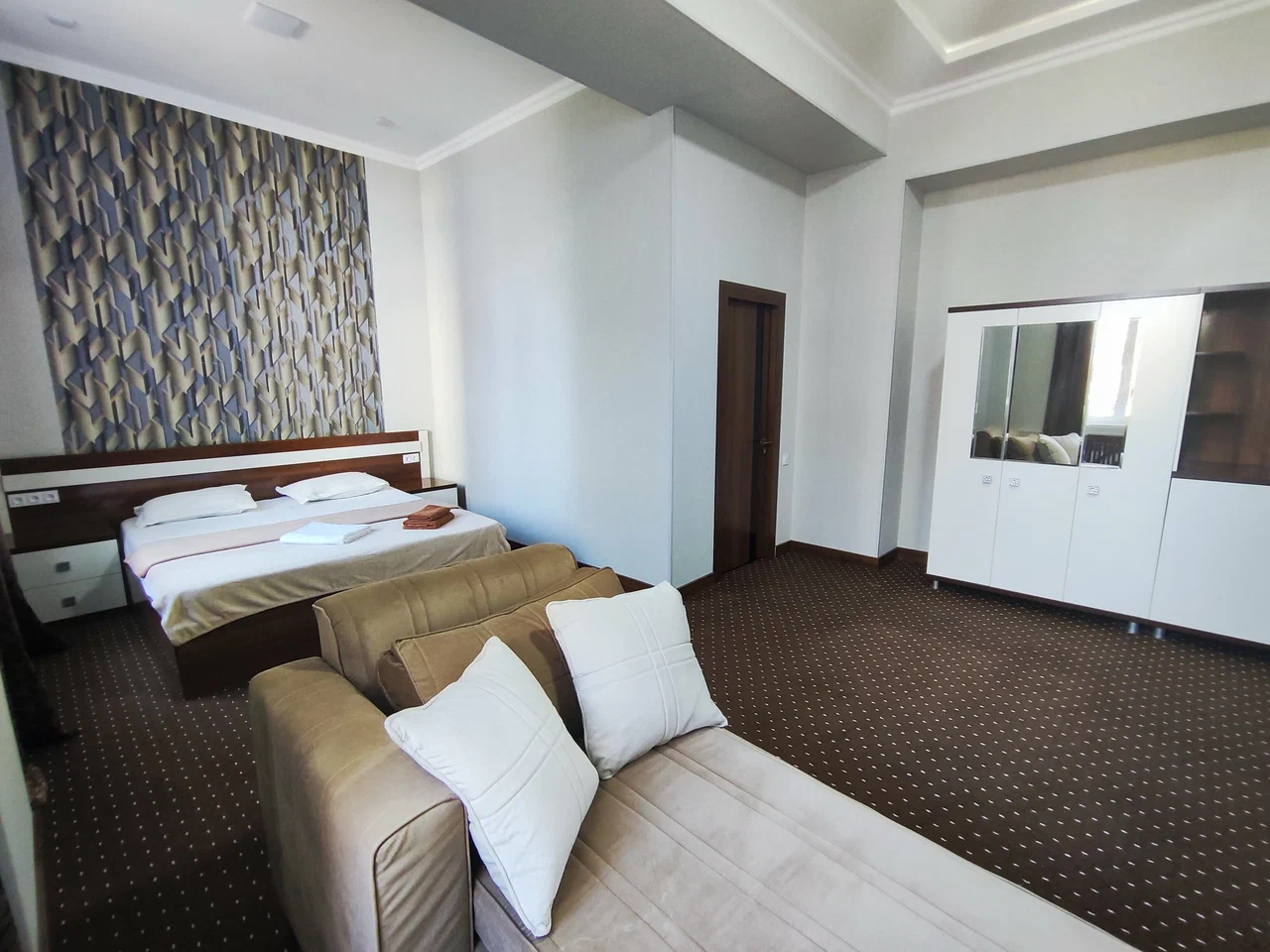 Markaz Hotel
