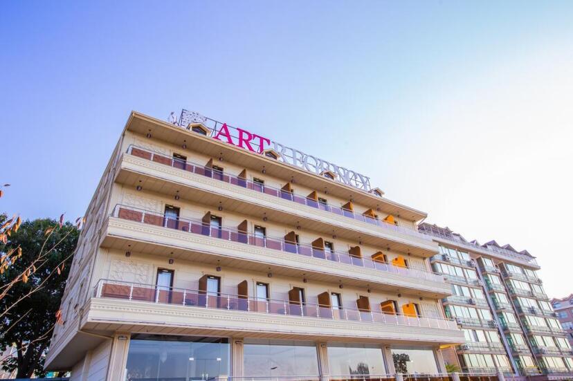 The Grand Art Hotel