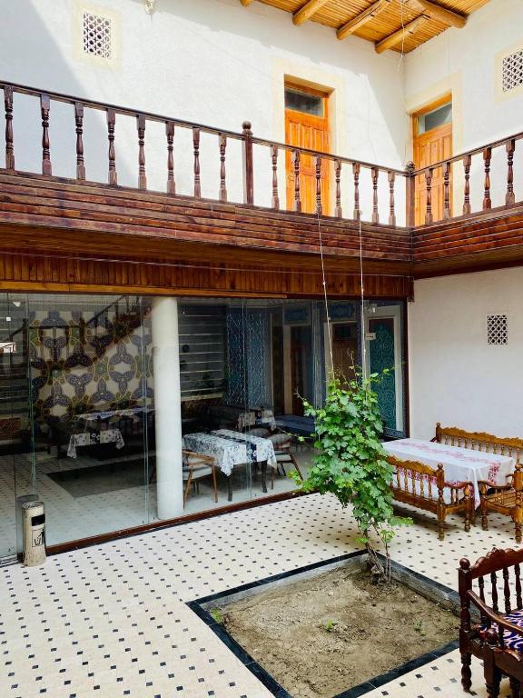 Hotel Otkirbek
