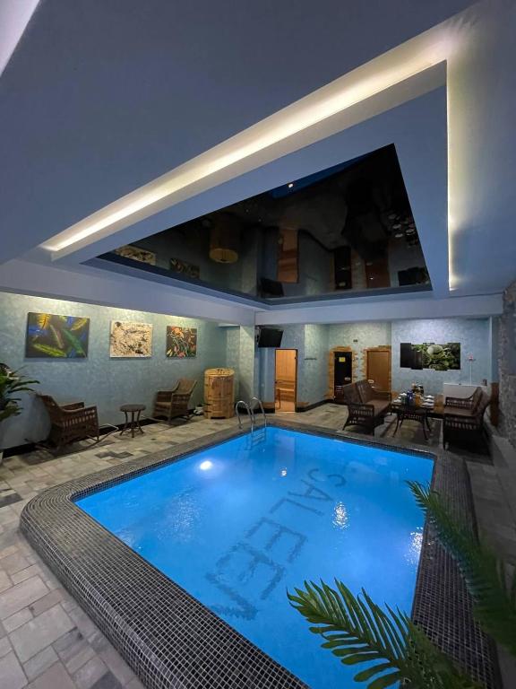 Life Hotel