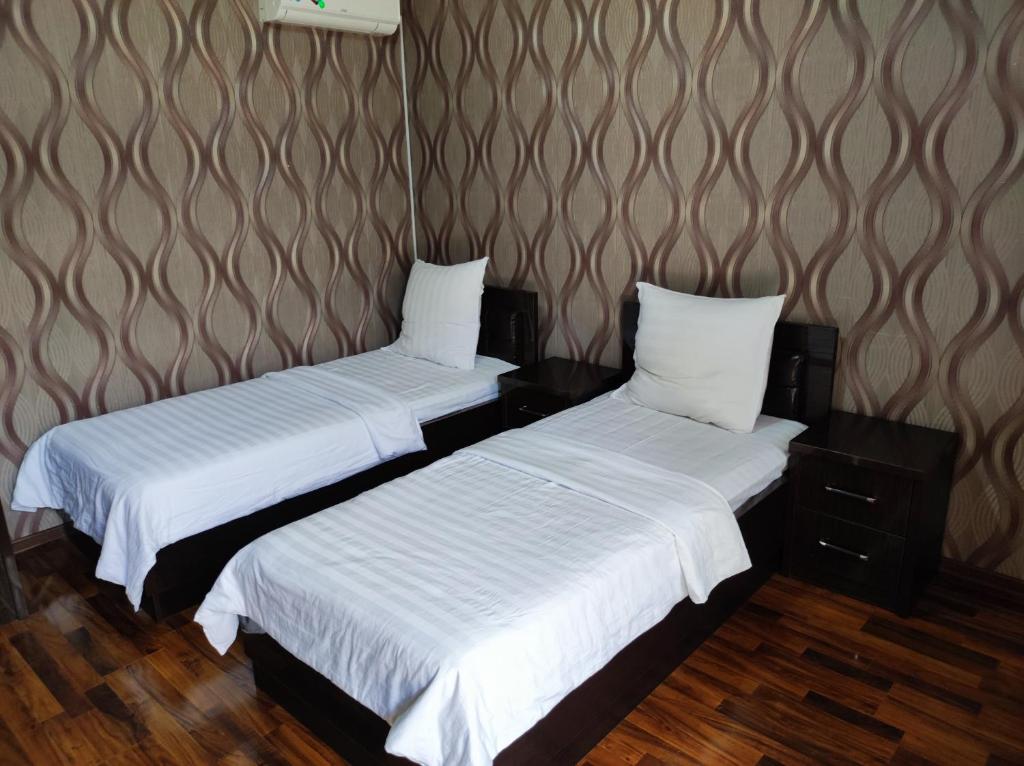 Hotel Shahram Plus Sh