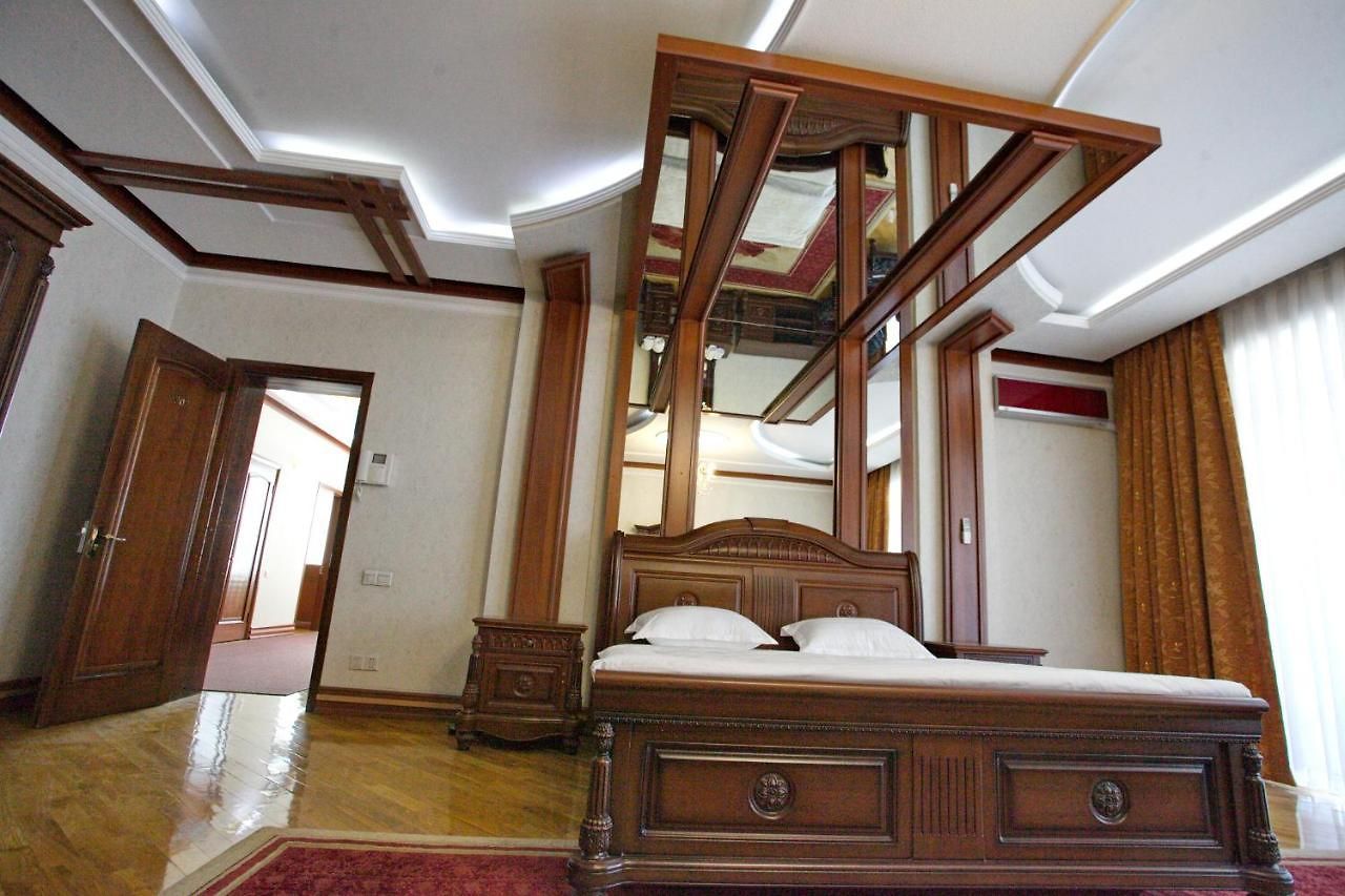 Lasfera Luxury Mehmonxonasi