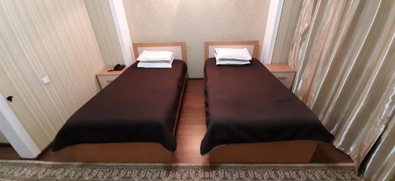 Lokomotiv Hotel