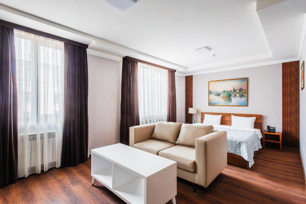 Rich Park Hotel