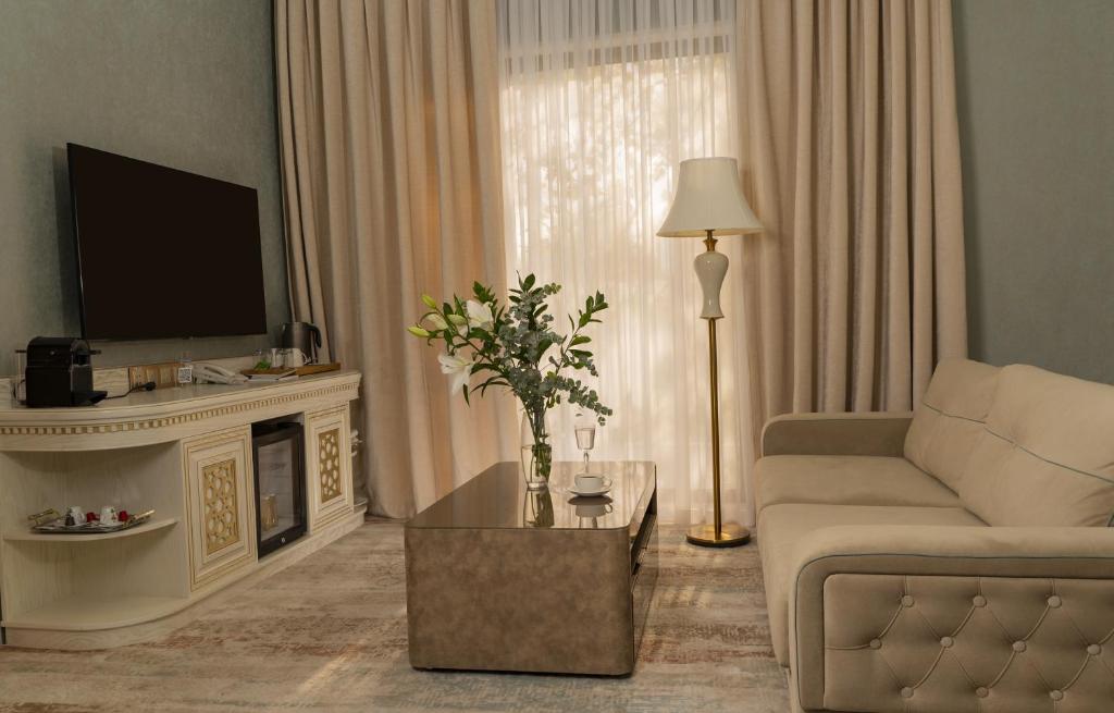 Dilimah Premium Luxury Hotel