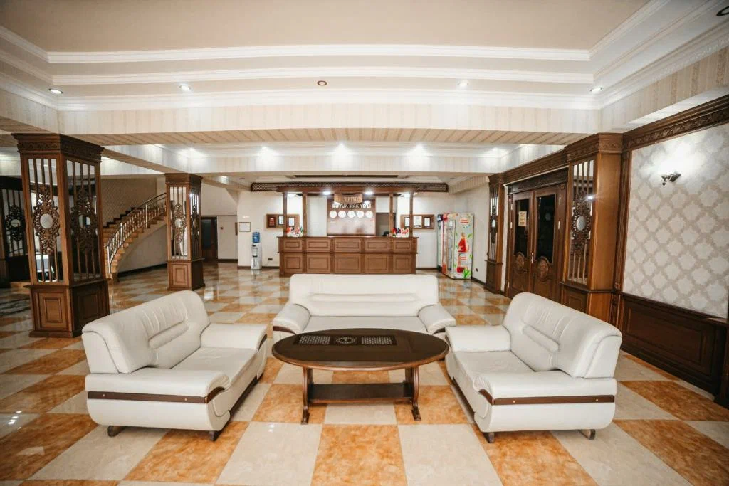Buyuk Ipak Yo'li Hotel