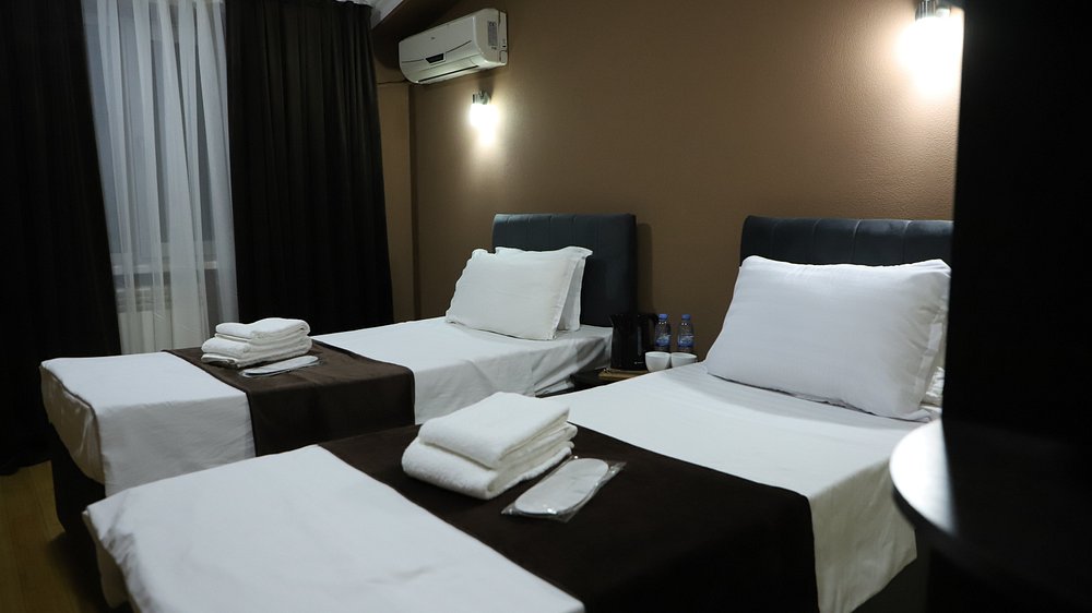 Mekhnat Hotel