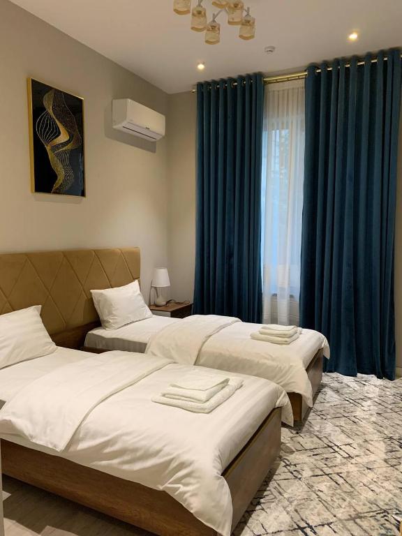 Nur Makon Hotel