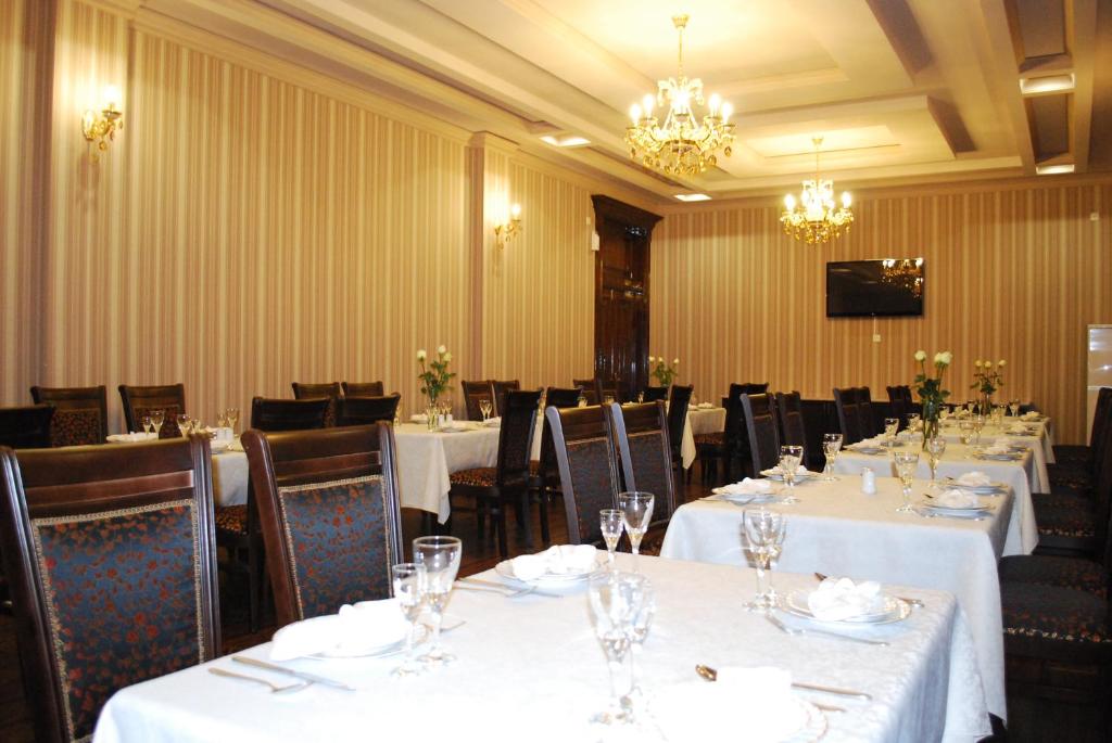Hotel Jahon Palace
