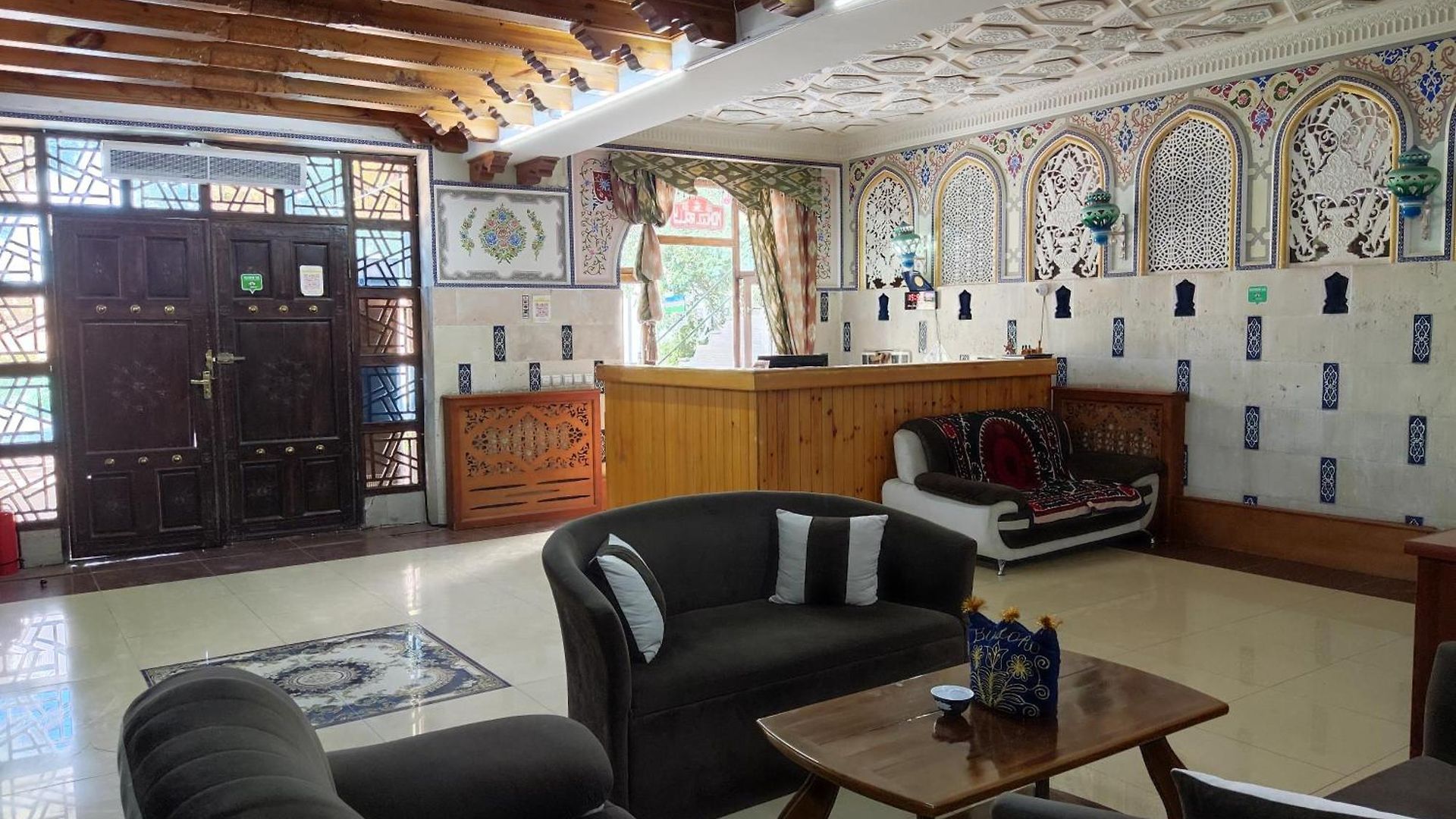 Hotel Ziyobaxsh