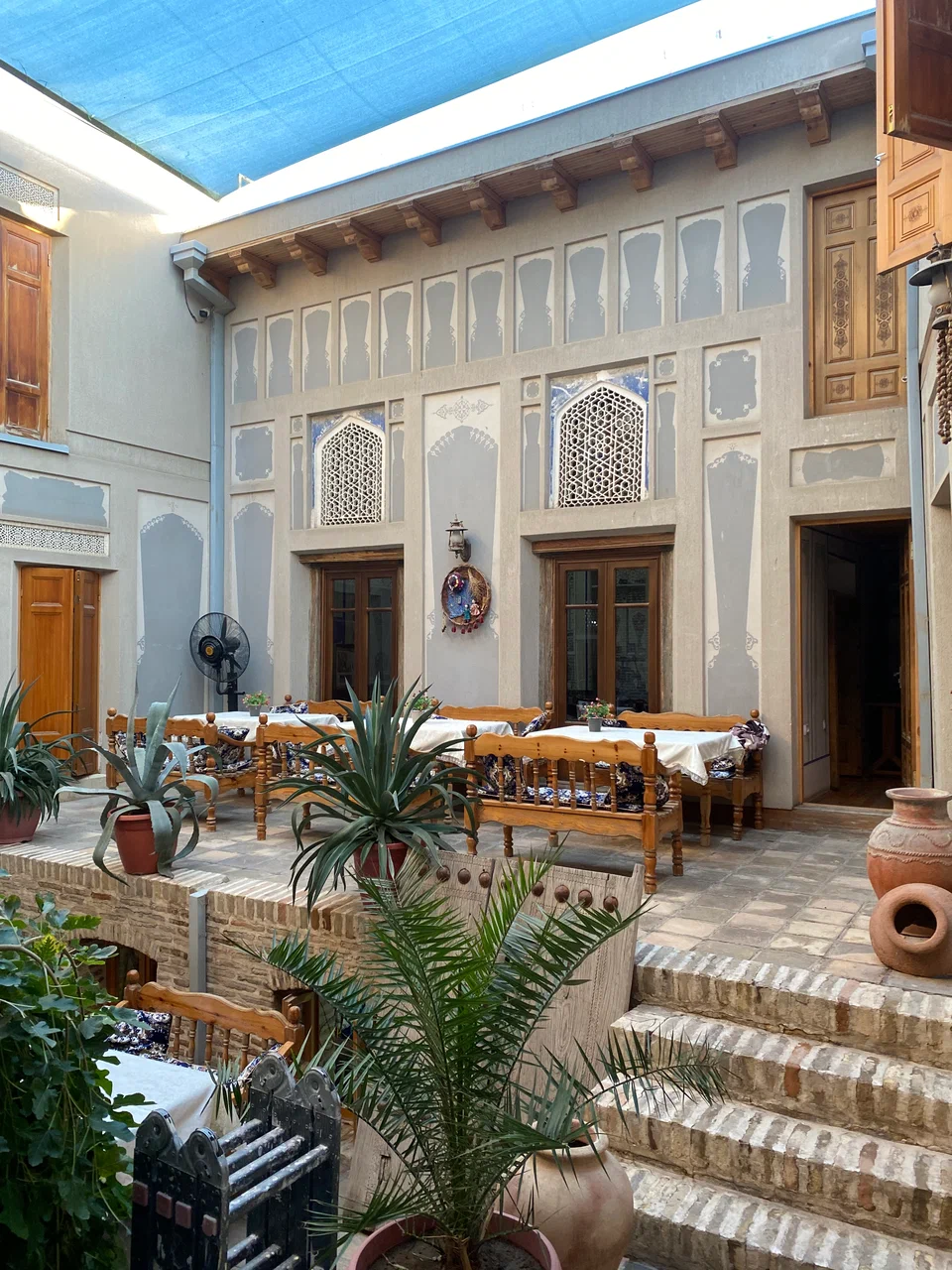 Hotel Shohrud