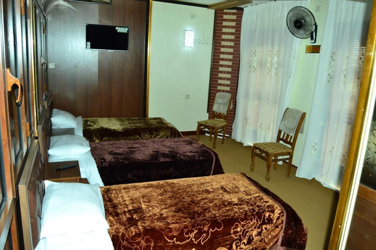 Hotel Zebuzar