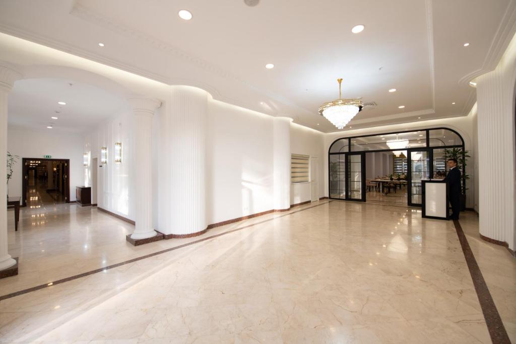 LOTTE City Tashkent Palace