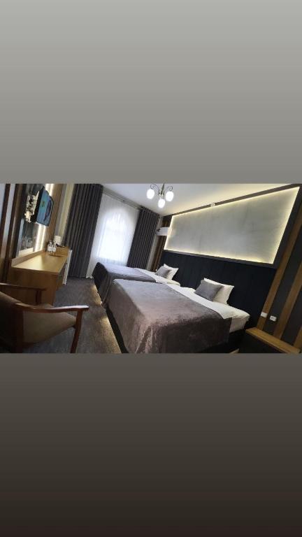 Отель Orient Inn