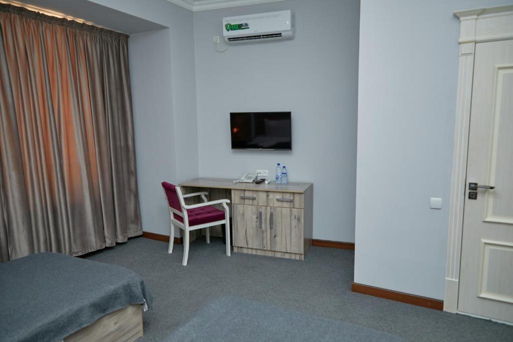 Muqaddas Hotel