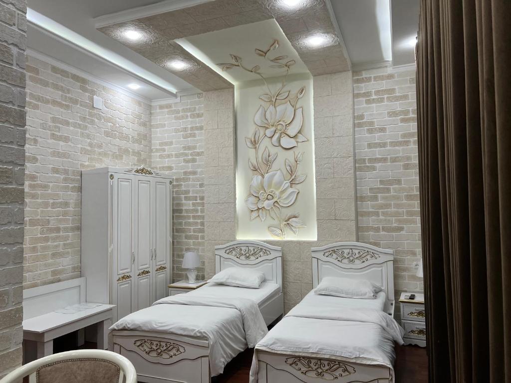 Ideal Hotel