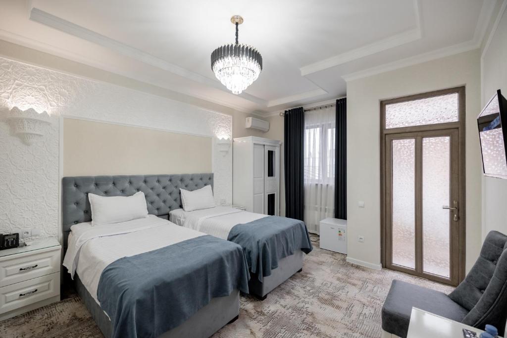 Hotel Billuri Sitora