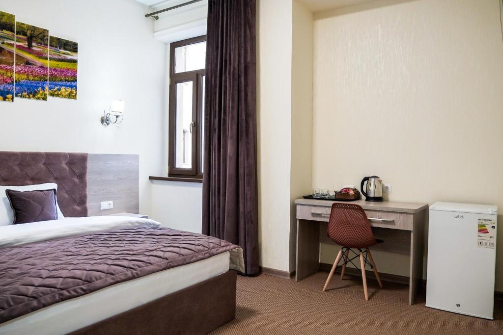 Level Business Hotel