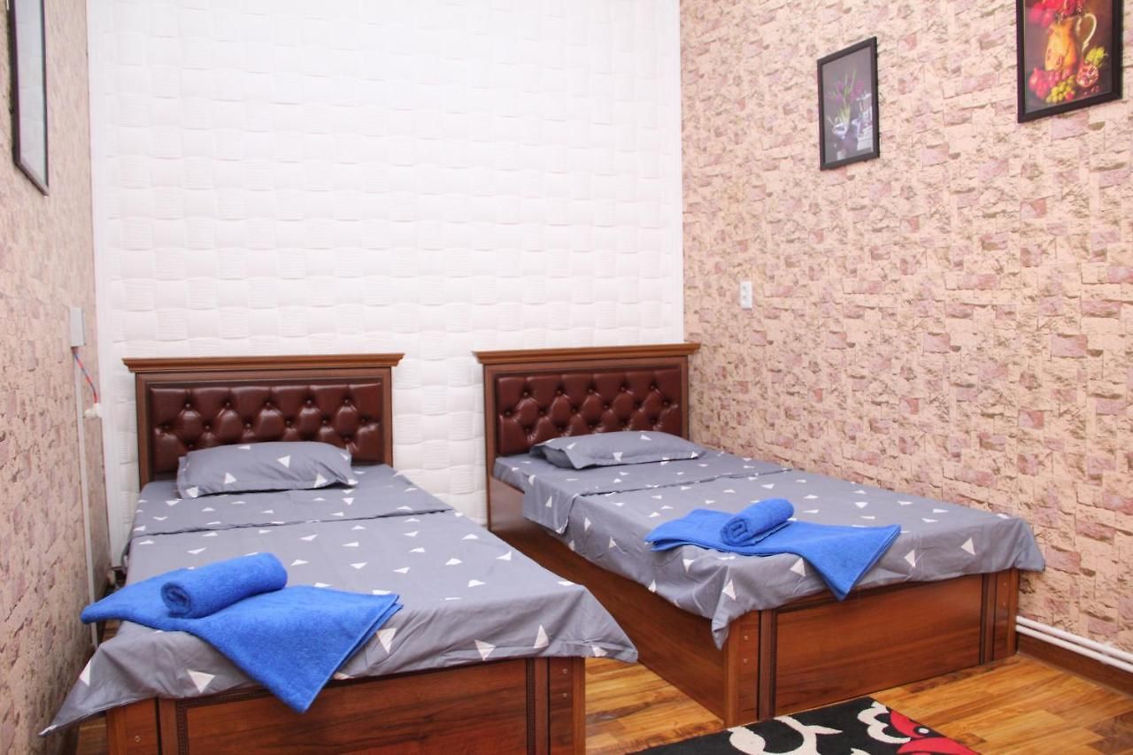 Chinara Guest House