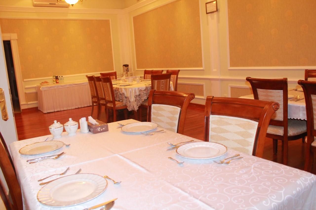 Diamond Plaza Hotel