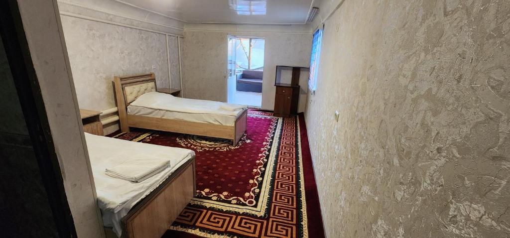 Deshon Qala Guest House