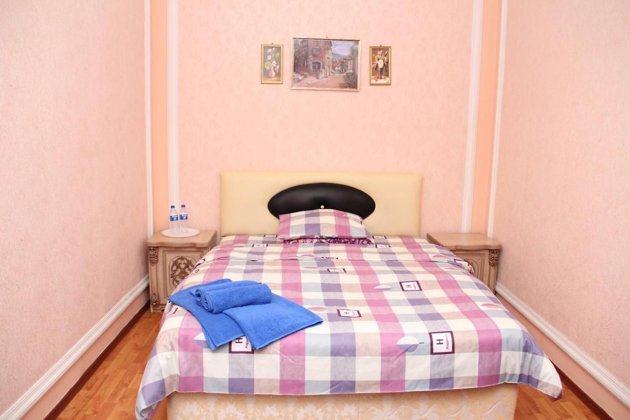 Chinara Guest House