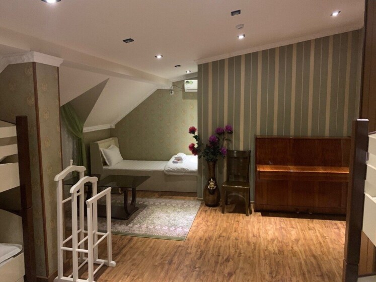 Eleon Guest house