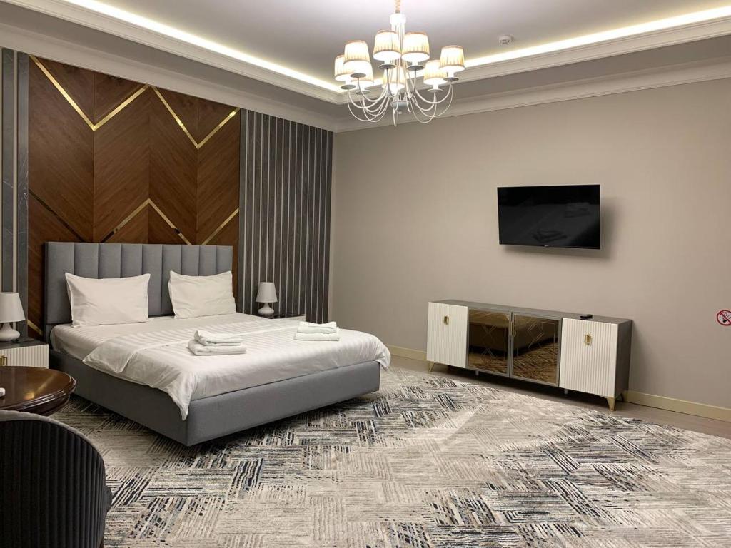 Nur Makon Hotel