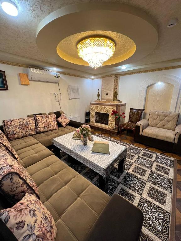 Caravan Castle Boutique Hotel