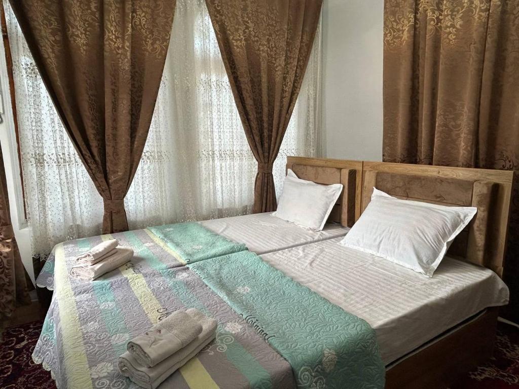 Семейный гостевой дом Зайнулло недалеко от старого города