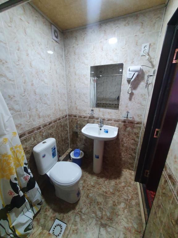 Deshon Qala Guest House