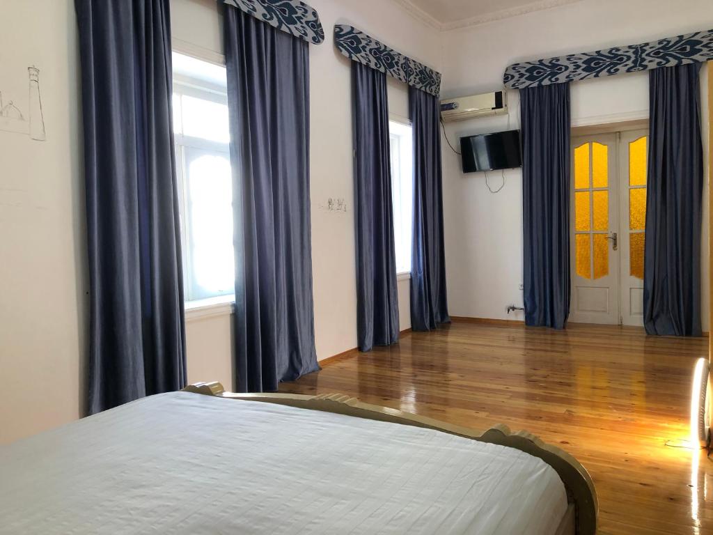 Silk Road Guest House