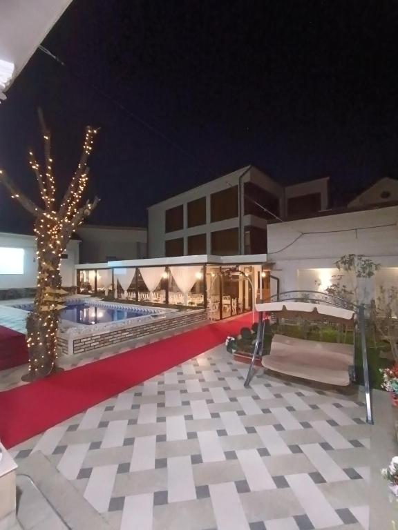 Grand Karavan