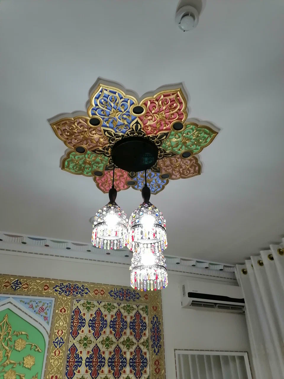 Hotel Shohrud